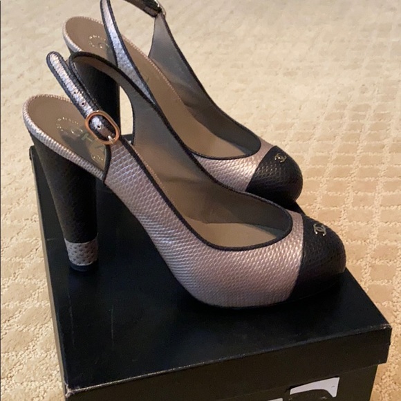 ❤️❤️AMAZING CHANEL SHOES❤️❤️ - Picture 2 of 6